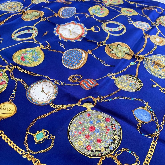 💙 GUCCI SILK SCARF AUTHENTIC - Picture 5 of 11